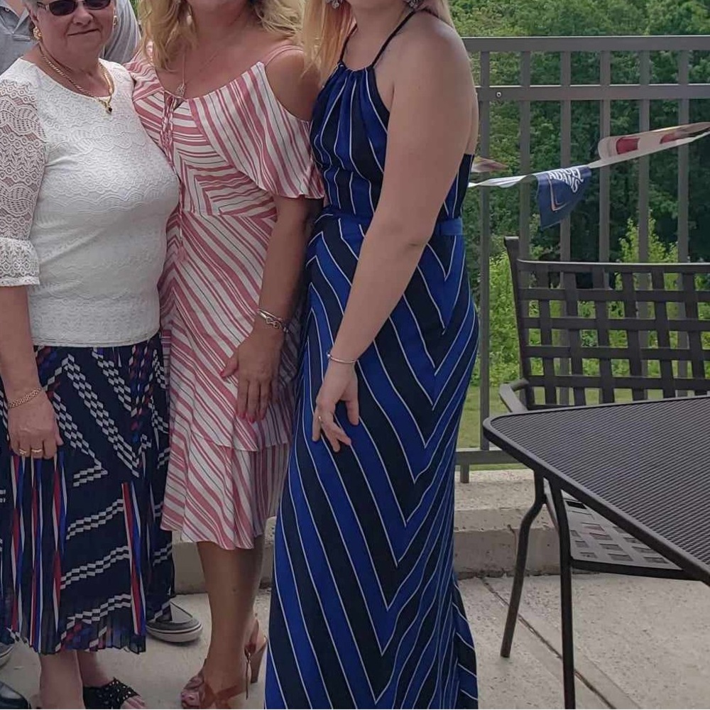 Women’s guess maxi dress